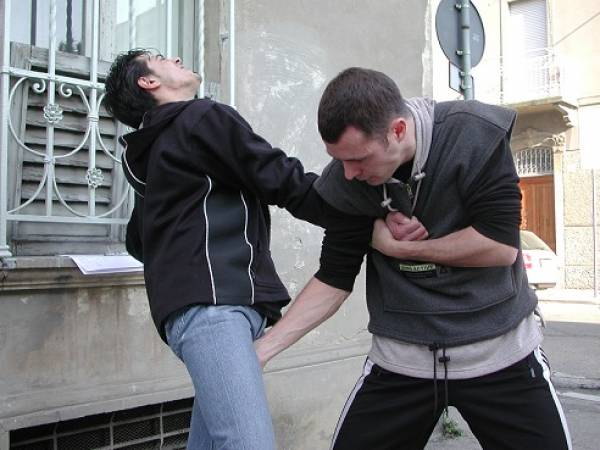 Iniziano i corsi di Krav Maga e difesa personale  (adulti e bimbi ) all’ accademia arti marziali di Rimini