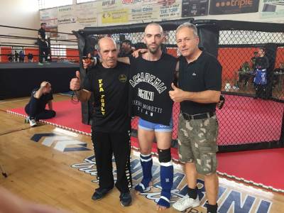 MMA Rimini- Davide Scavone  dell’accademia arti marziali Rimini vince in 40 secondi al Gladiators Night 2017