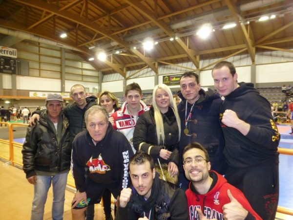 Accademia  arti  marziali  Rimini vince alla coppa Italia Open Kombat League-Febbraio 2015
