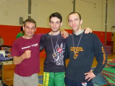 Davide Scavone vince Submisssion ai campionati regionali Kombat league-Marzo 2014