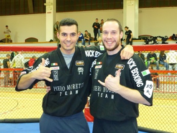 Eddy Daidone e Pari Fabio i secondi perfetti all’angolo dell’Accademia arti marziali Rimini