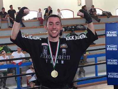 Kick  Boxing Rimini-Vittoria per Mirco De Carli dell’Accademia arti Marziali Rimini al Gladiators Night XIV - Marzo 2017
